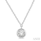 1/10 ctw Round Cut Diamond Pendant With Chain in 14K White Gold